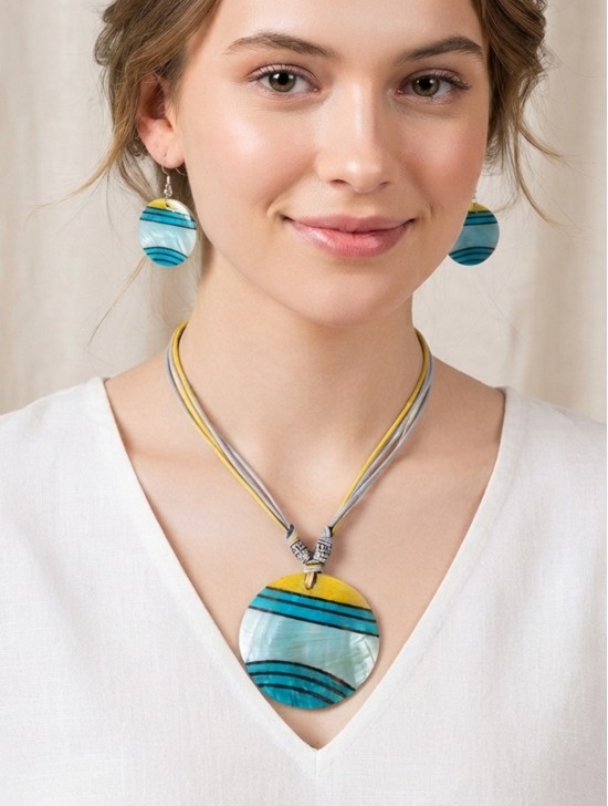 Fashion Necklace and Earrings Set Fashion Necklace and Earrings Set